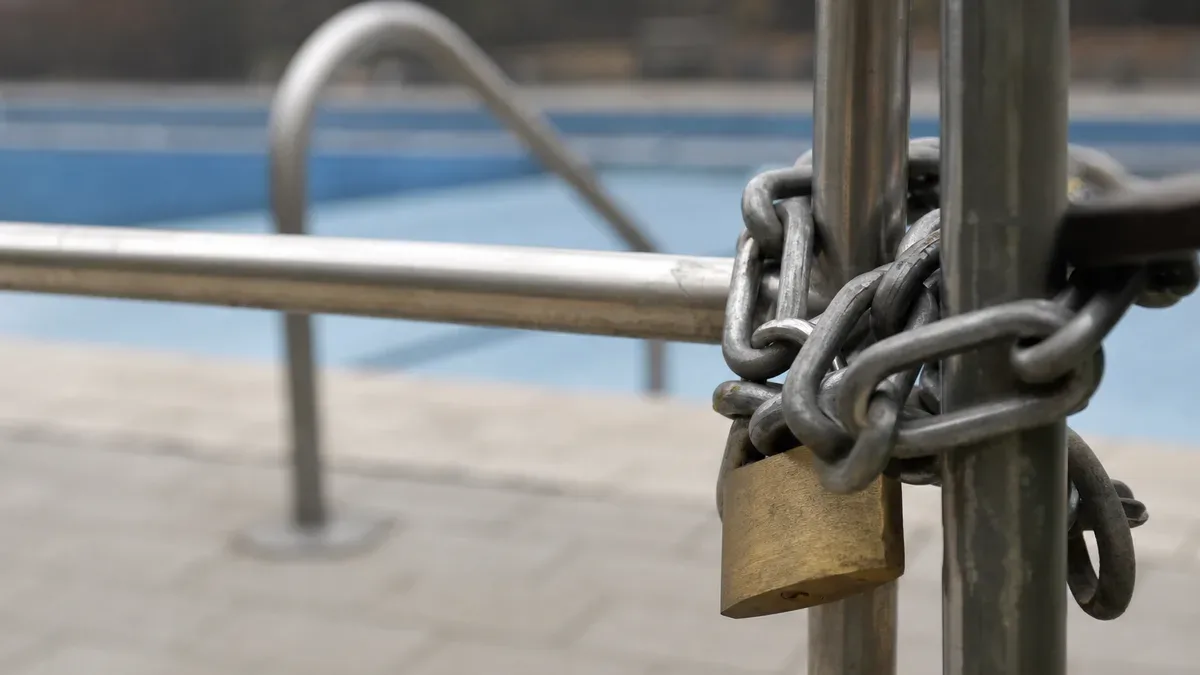 Pływalnia w Niepołomicach z przerwą. Sauna bez dopłat od 2 listopada