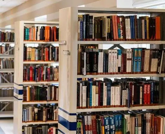 Staniątki pod ostrzałem i w archiwach - książka odsłania małą wielką wojnę