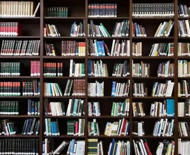 Wiosna rozgościła się w bibliotece, a przedszkolaki odkrywały jej ślady