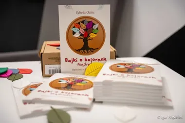 Grafika promocyjna wydarzenia Wieczór autorski Sylwii Galas — Bajki o kolorach Mądrości