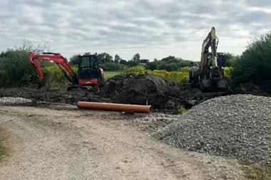 Ponad 2 kilometry nowych sieci powstają w rejonie ul. Ples